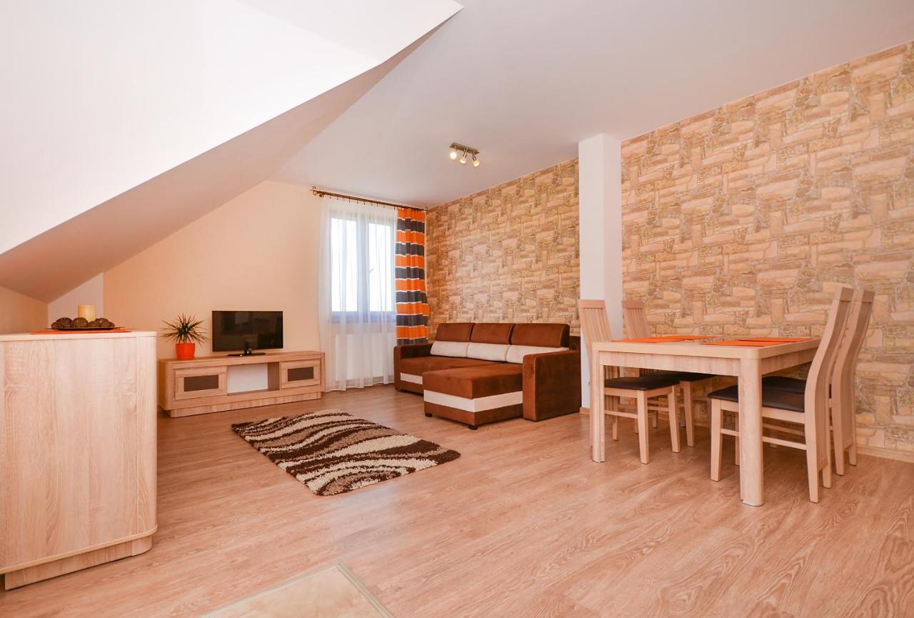 Apartamenty Teczowe Darlowo Luaran gambar