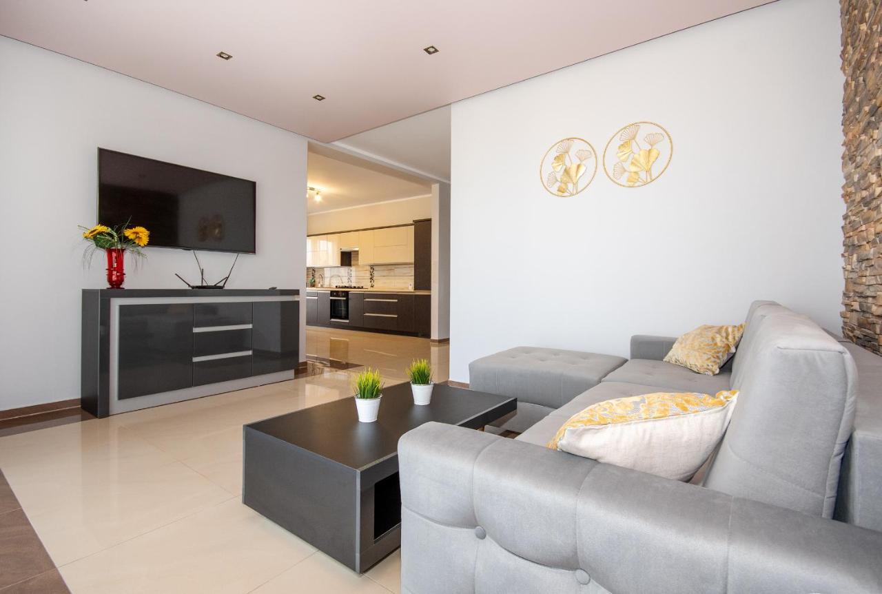 Apartamenty Teczowe Darlowo Luaran gambar